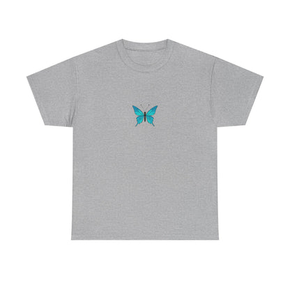 Blauer Schmetterling T-Shirt Unisex (Brustprint) – Farbintensives Butterfly Design | Natur-inspiriertes Shirt aus Baumwolle