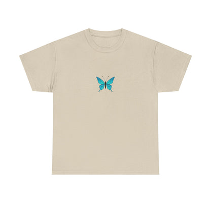 Blauer Schmetterling T-Shirt Unisex (Brustprint) – Farbintensives Butterfly Design | Natur-inspiriertes Shirt aus Baumwolle