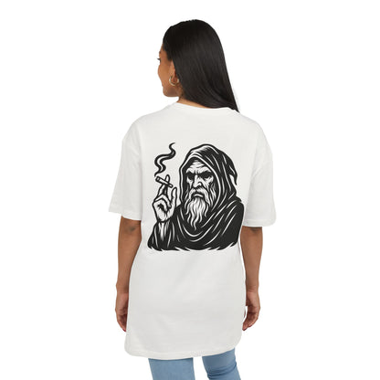 Mystic Wizard T-Shirt (Rückenprint)– Dunkler Magier mit Zigarre Motiv – Gothic Streetwear für Männer & Frauen
