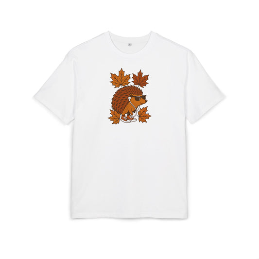 Herbst Igel T-Shirt (Brustprint) – Lustiges Cartoon Design mit Sonnenbrille, Kopfhörern & Ahornblättern