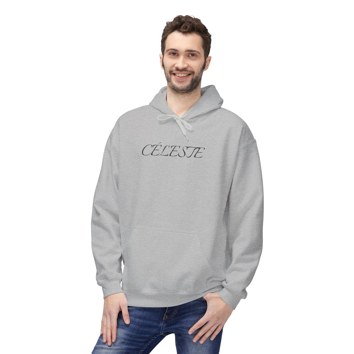 CÉLESTE Hoodie (Brustprint) – Unisex Midweight Softstyle Fleece | Nachhaltige Streetwear mit Komfort & Stil