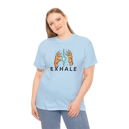 EXHALE T-Shirt (Brustprint) – Unisex Heavy Cotton Tee | Nachhaltige Streetwear mit Statement-Design