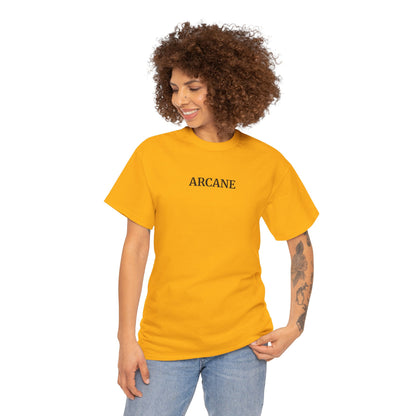 ARCANE T-Shirt (Brustprint) – Unisex Heavy Cotton Tee | Nachhaltige Streetwear aus 100% Baumwolle