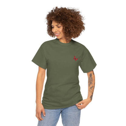 Roter Schmetterling T-Shirt Unisex – Ausdrucksstarkes Butterfly Design | Natur-inspiriertes Baumwollshirt für Damen & Herren