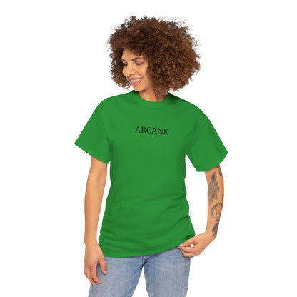 ARCANE T-Shirt (Brustprint) – Unisex Heavy Cotton Tee | Nachhaltige Streetwear aus 100% Baumwolle