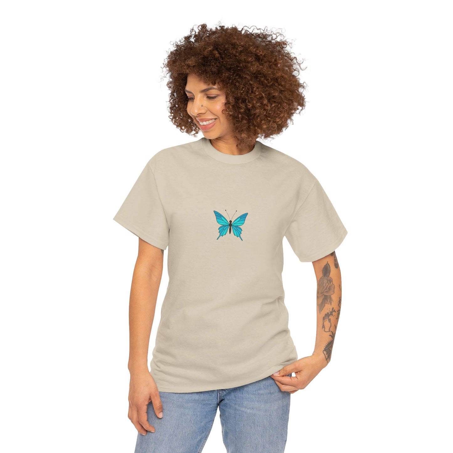 Blauer Schmetterling T-Shirt Unisex (Brustprint) – Farbintensives Butterfly Design | Natur-inspiriertes Shirt aus Baumwolle