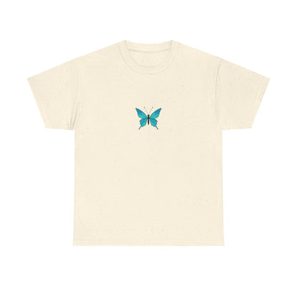 Blauer Schmetterling T-Shirt Unisex (Brustprint) – Farbintensives Butterfly Design | Natur-inspiriertes Shirt aus Baumwolle