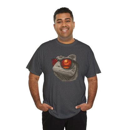 Chamäleon Disco T-Shirt (Brustprint) – Lustiges Tiermotiv mit Sonnenbrille | Retro Club Design für Tierfreunde & Festivalfans