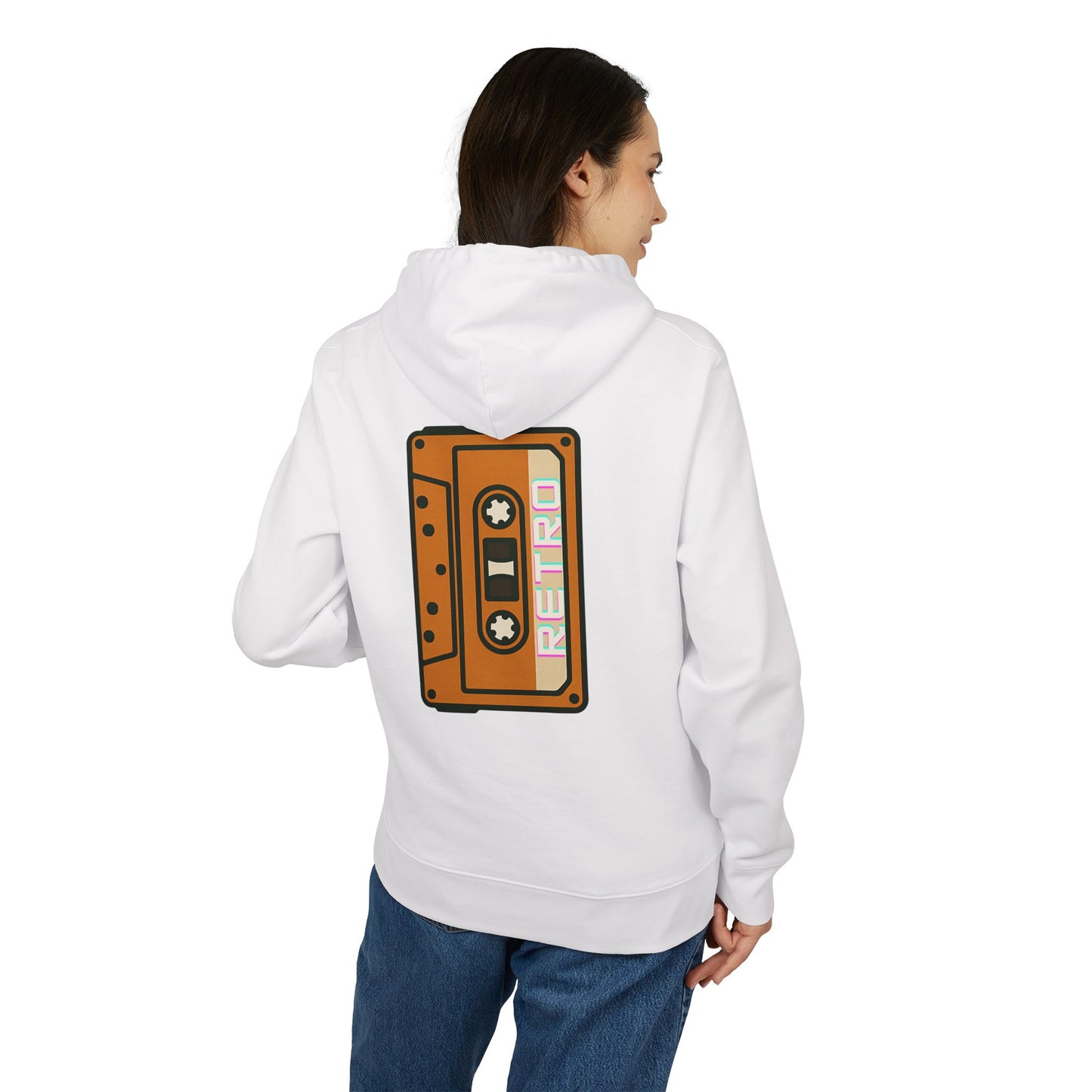 Retro Tape Hoodie (Rückenprint) – Stylischer Unisex Kapuzenpullover mit Kassettenmotiv & Schriftzug „Retro“ auf dem Rücken | Nostalgische Streetwear für Musikfans
