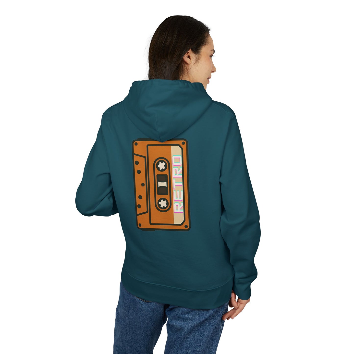 Retro Tape Hoodie (Rückenprint) – Stylischer Unisex Kapuzenpullover mit Kassettenmotiv & Schriftzug „Retro“ auf dem Rücken | Nostalgische Streetwear für Musikfans