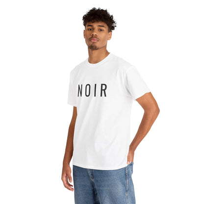 NOIR T-Shirt Unisex (Brustprint) – Nachhaltiges Heavy Cotton Tee aus 100% Baumwolle, Minimalistische Streetwear & Geschenkidee