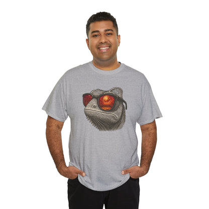 Chamäleon Disco T-Shirt (Brustprint) – Lustiges Tiermotiv mit Sonnenbrille | Retro Club Design für Tierfreunde & Festivalfans
