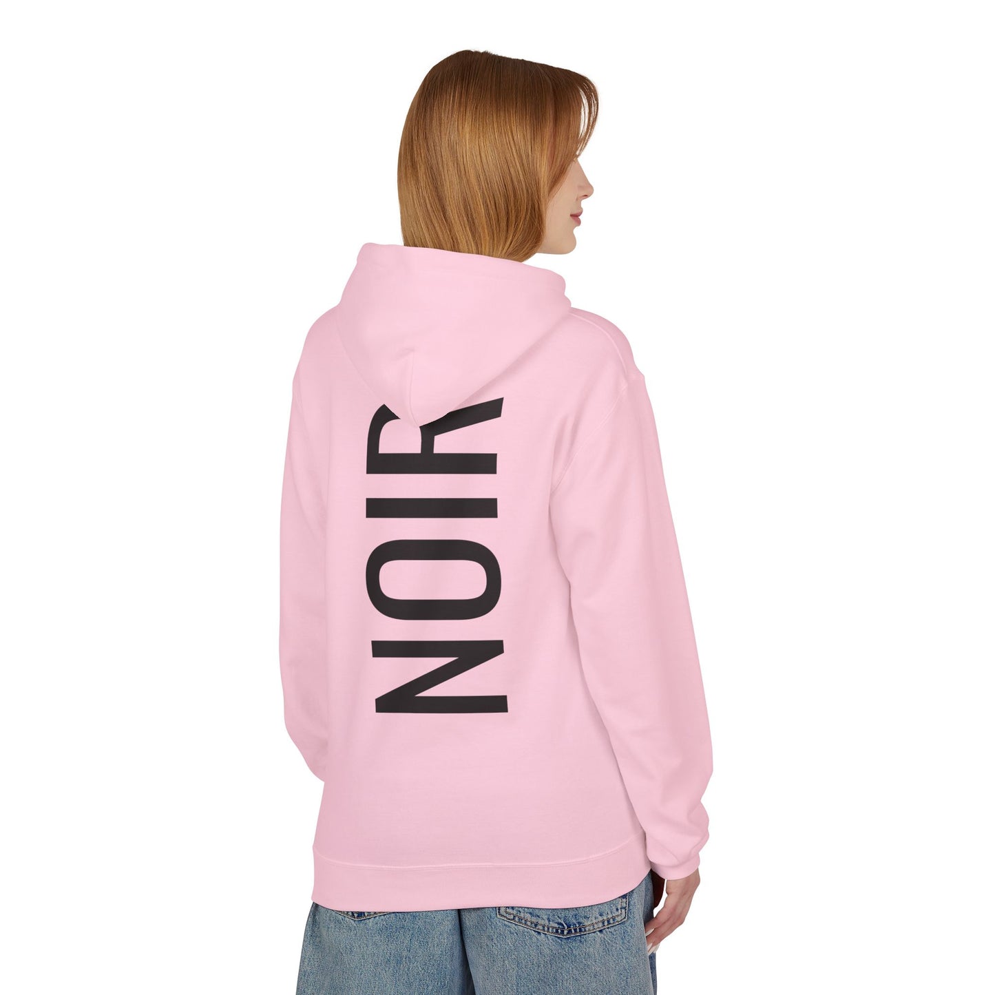 NOIR Hoodie Unisex (Rückenprint) – Nachhaltiger Midweight Fleece Kapuzenpullover mit Kängurutasche, Fair & OEKO-TEX zertifiziert