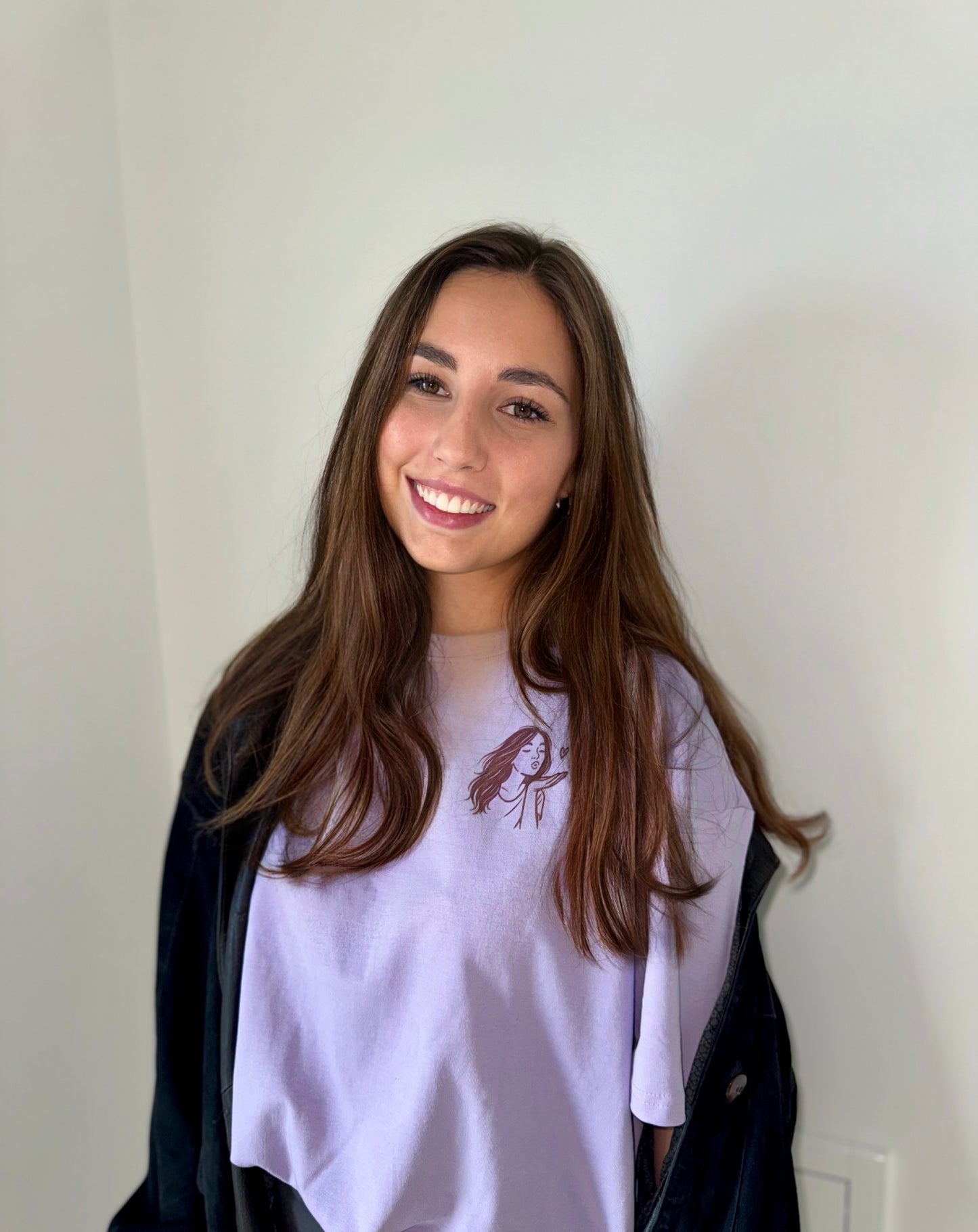 Kusshand T-Shirt – Stylisches Shirt mit Kuss-Motiv