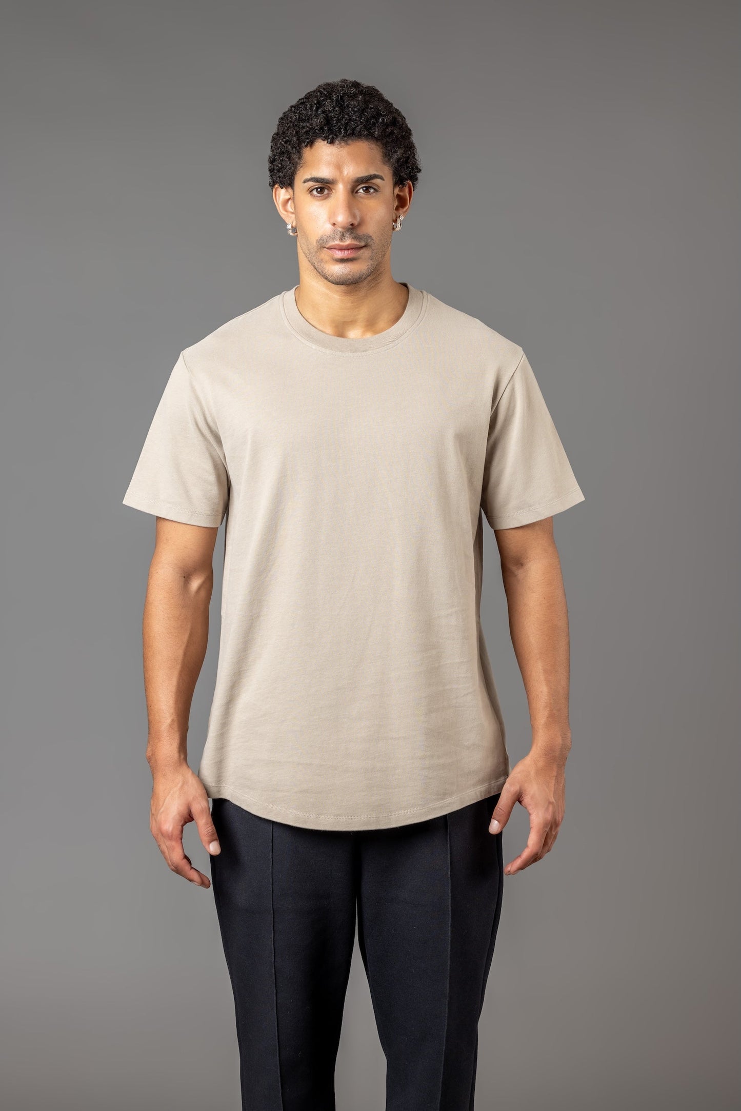 BASIC T-SHIRT RUNDER SAUM T25